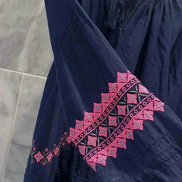 Vineyard Vines Navy Blue with Pink Detail Cotton Silk Blend Blouse, Size Medium - Picture 4 of 9